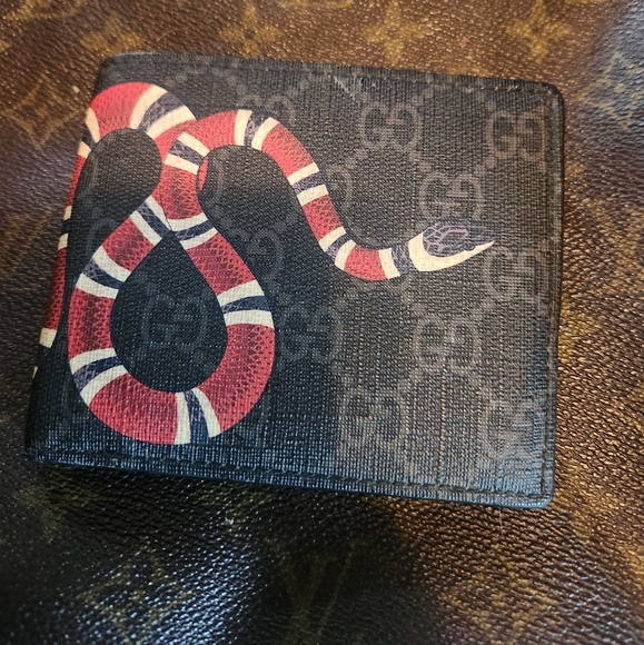 Gucci bifold snake wallet - Picture 1 of 8